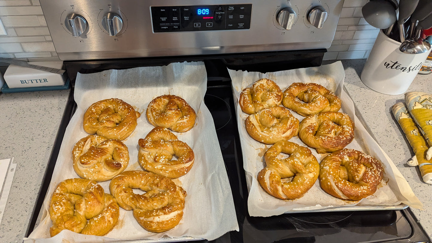 Soft Baked Pretzels (6 ct)